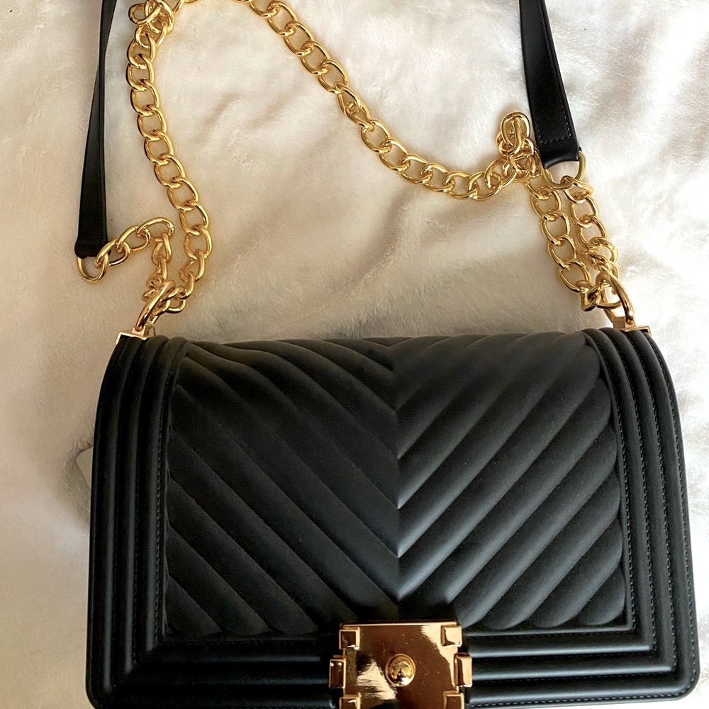 Fashion Nova Quilted Handbag